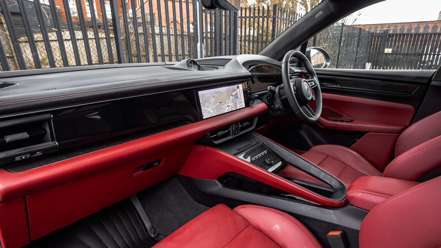 Used Porsche Macan 2025 for sale - 78173745: Photo 5