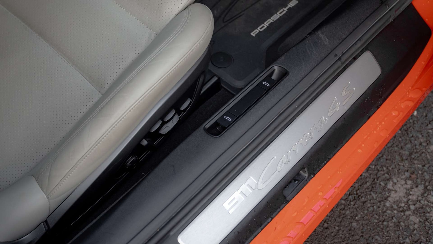 Used Porsche 911 2020 for sale - 76692059: Photo 19