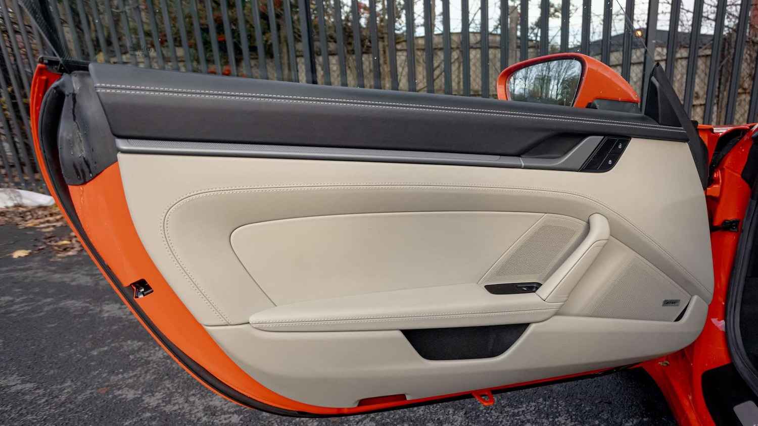 Used Porsche 911 2020 for sale - 76692059: Photo 30