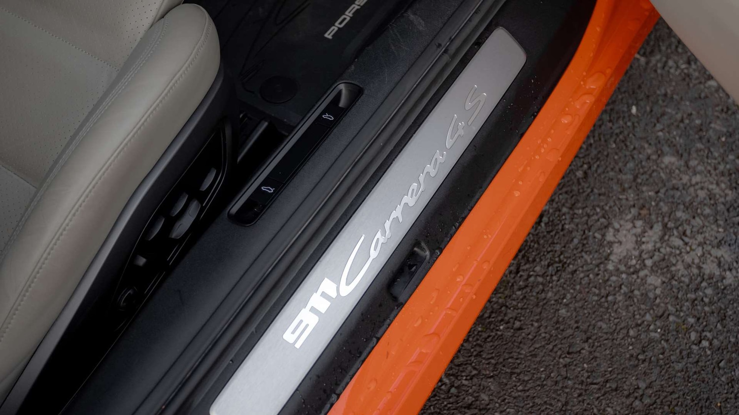 Used Porsche 911 2020 for sale - 76692059: Photo 32