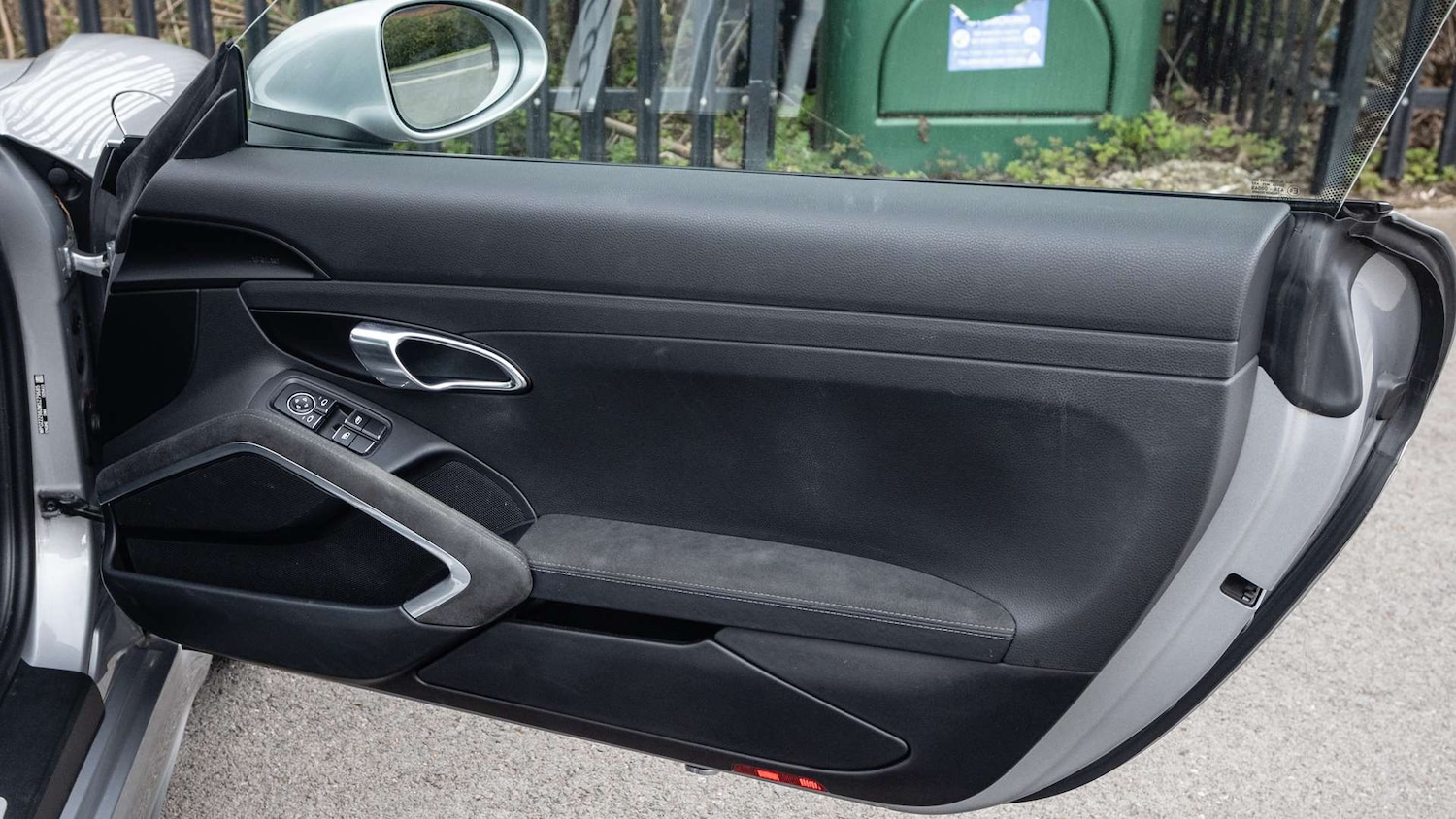 Used Porsche Cayman 2021 for sale - 78118723: Photo 30