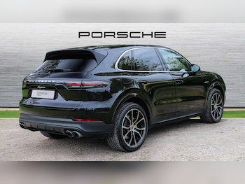 Used Porsche Cayenne 2022 for sale - 78507340: Photo