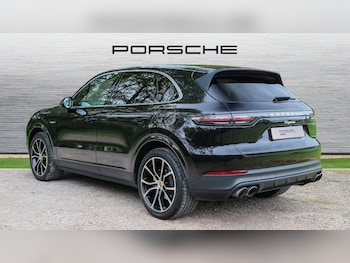 Used Porsche Cayenne 2022 for sale - 78507340: Photo