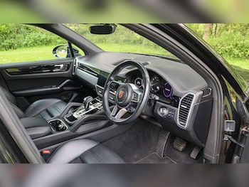 Used Porsche Cayenne 2022 for sale - 78507340: Photo