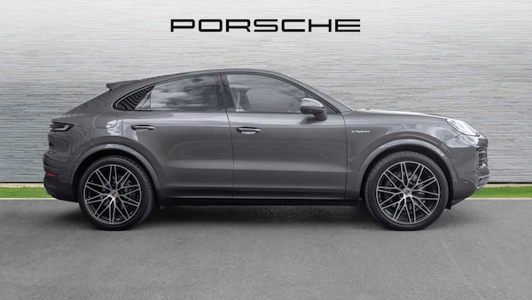 Used Porsche Cayenne 2024 for sale - 75818078: Photo 7