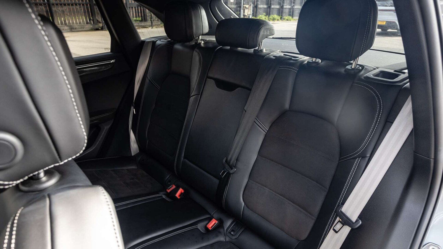 Used Porsche Macan 2022 for sale - 78052203: Photo 14