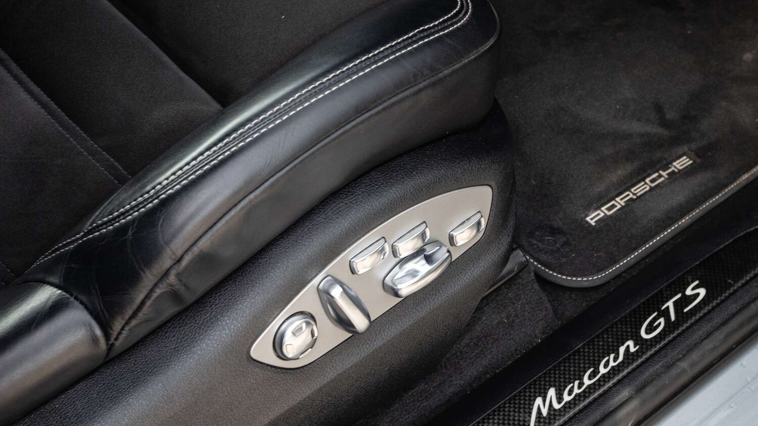 Used Porsche Macan 2022 for sale - 78052203: Photo 20