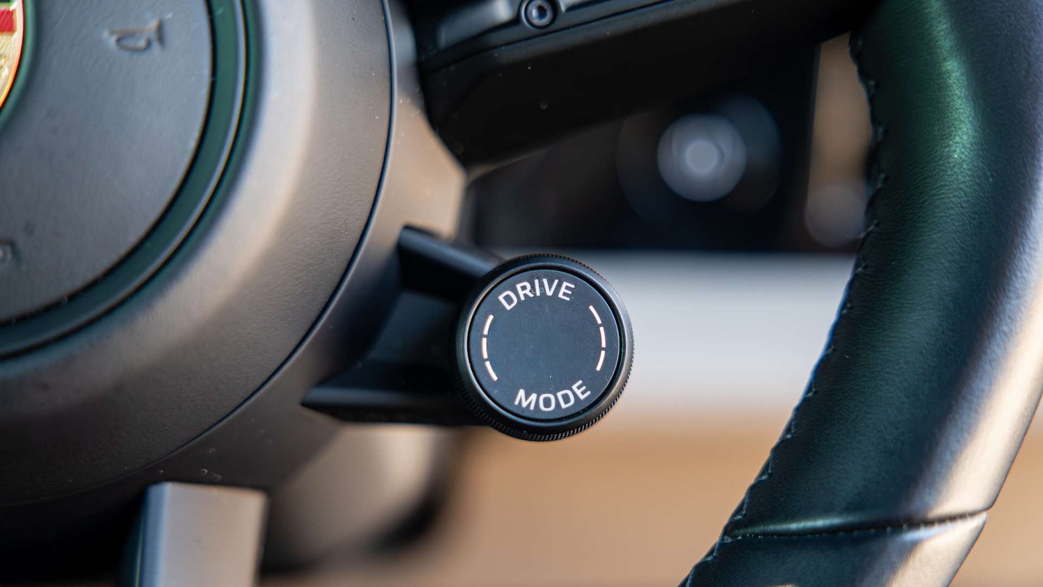 Used Porsche Taycan 2023 for sale - 77147227: Photo 16