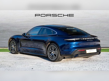 Used Porsche Taycan 2023 for sale - 77147227: Photo