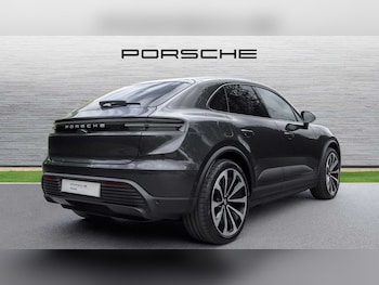 Used Porsche Macan 2025 for sale - 75217043: Photo