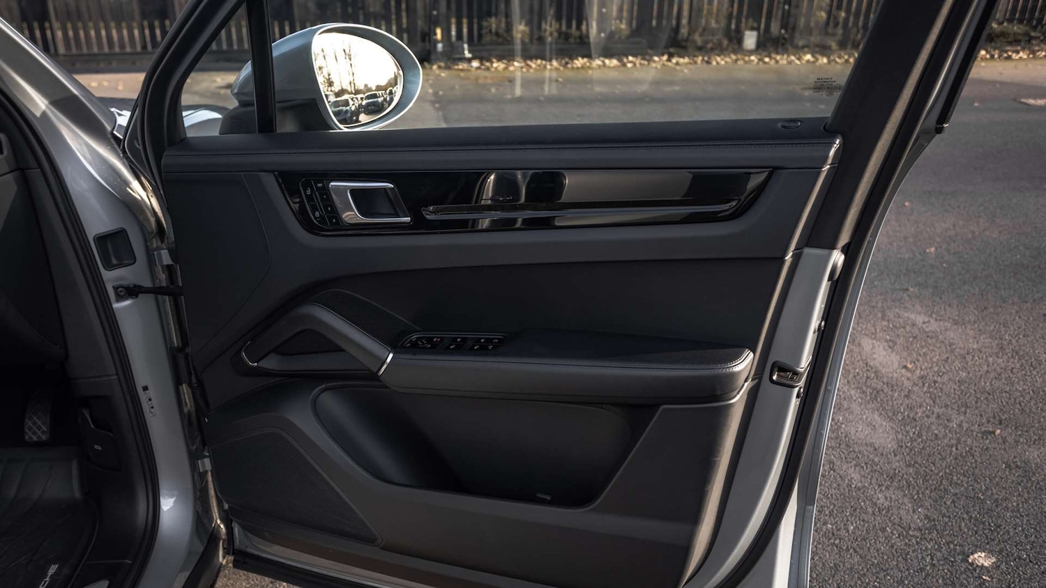 Used Porsche Cayenne 2019 for sale - 76636748: Photo 33