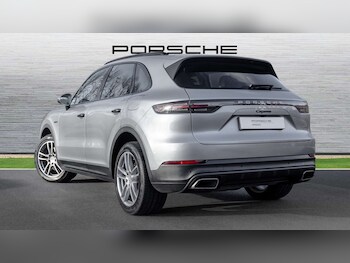 Used Porsche Cayenne 2019 for sale - 76636748: Photo