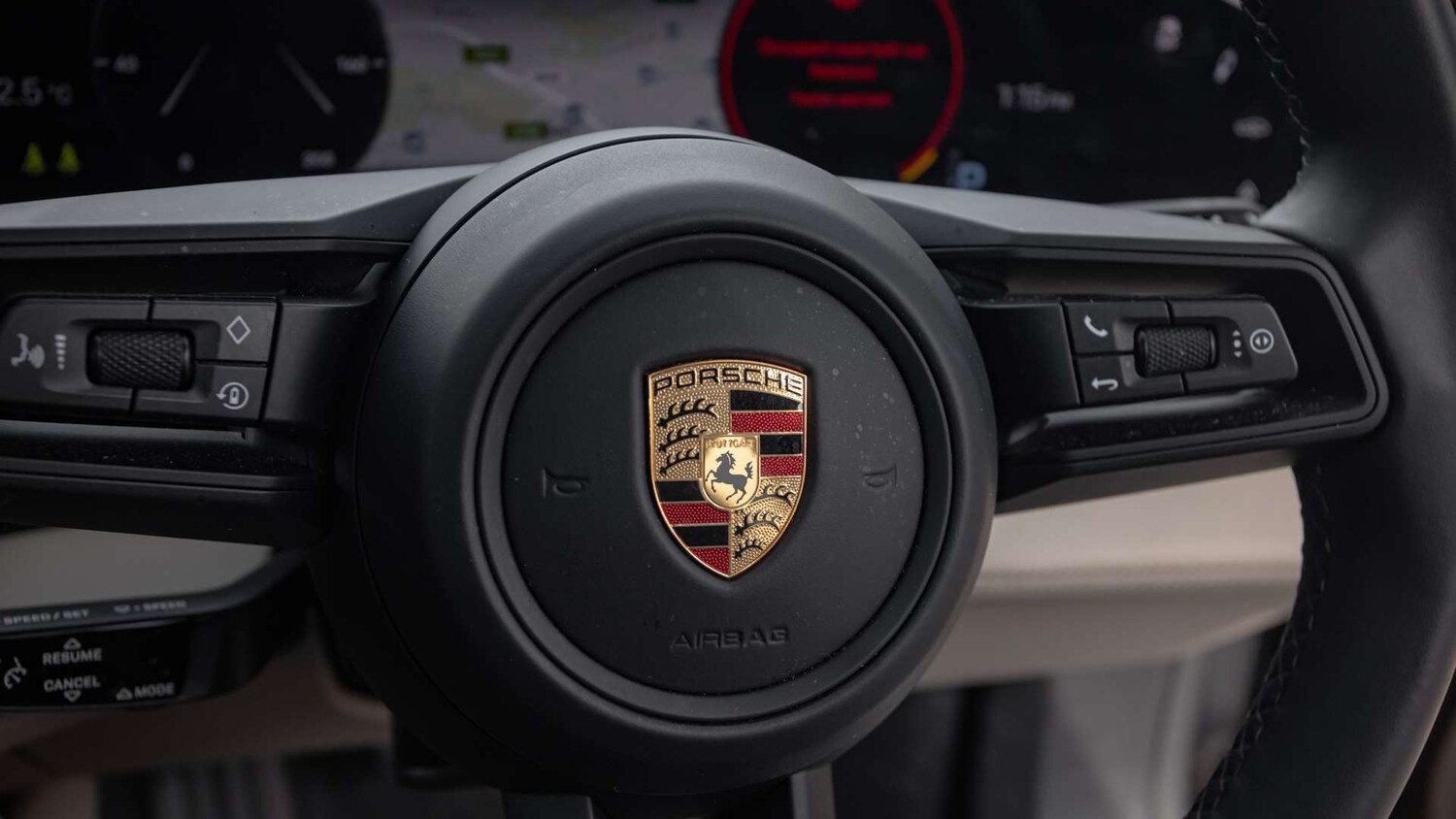 Used Porsche Taycan 2022 for sale - 78010504: Photo 32