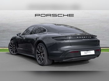 Used Porsche Taycan 2022 for sale - 78010504: Photo