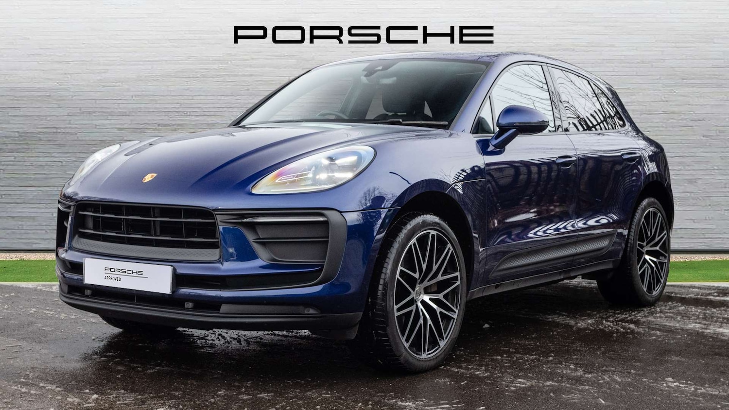 Used Porsche Macan 2023 for sale - 77158508: Photo 2
