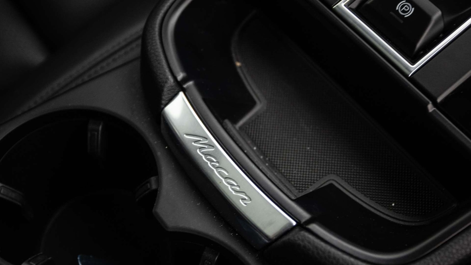 Used Porsche Macan 2023 for sale - 77158508: Photo 25