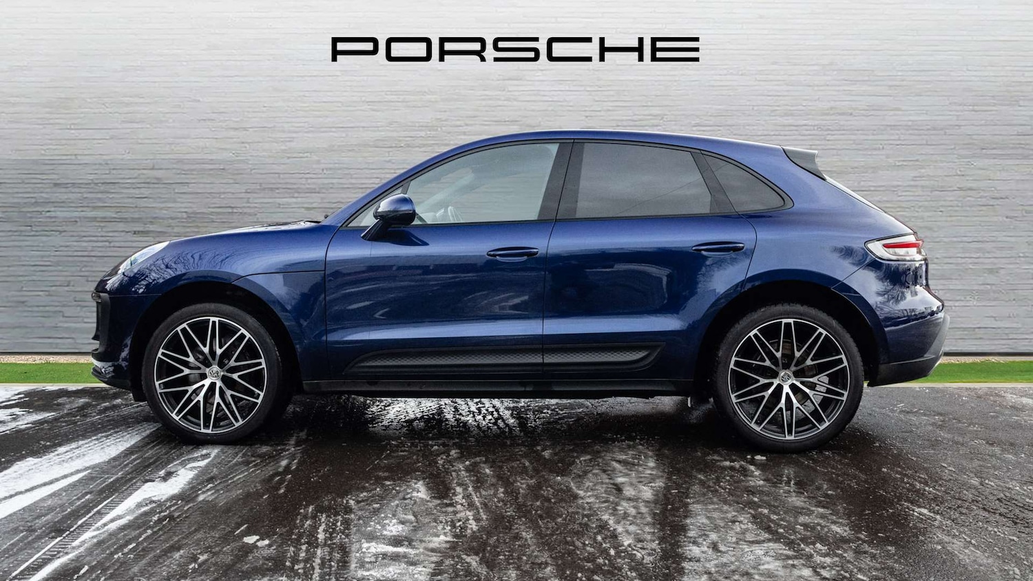 Used Porsche Macan 2023 for sale - 77158508: Photo 8