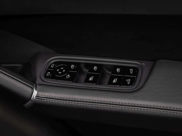 Used Porsche Cayenne 2021 for sale - 76329308: Photo 11