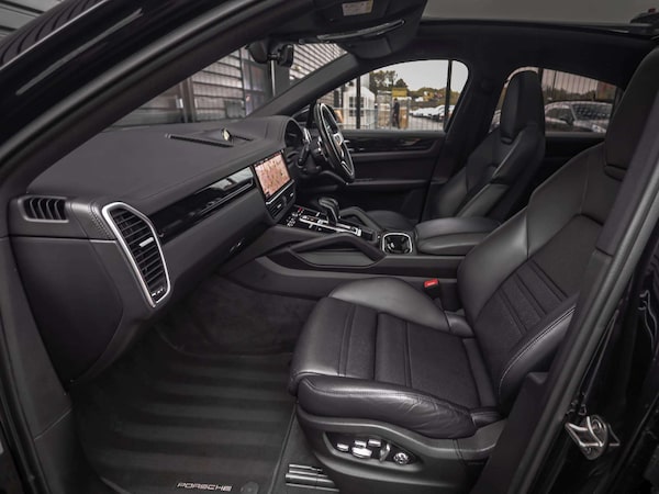 Used Porsche Cayenne 2021 for sale - 76329308: Photo 15