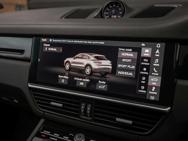 Used Porsche Cayenne 2021 for sale - 76329308: Photo 18