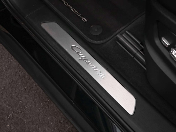 Used Porsche Cayenne 2021 for sale - 76329308: Photo 33
