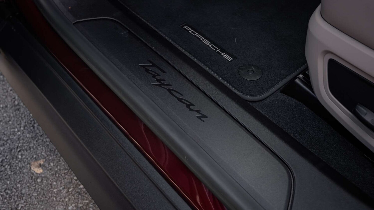 Used Porsche Taycan 2022 for sale - 76113379: Photo 23