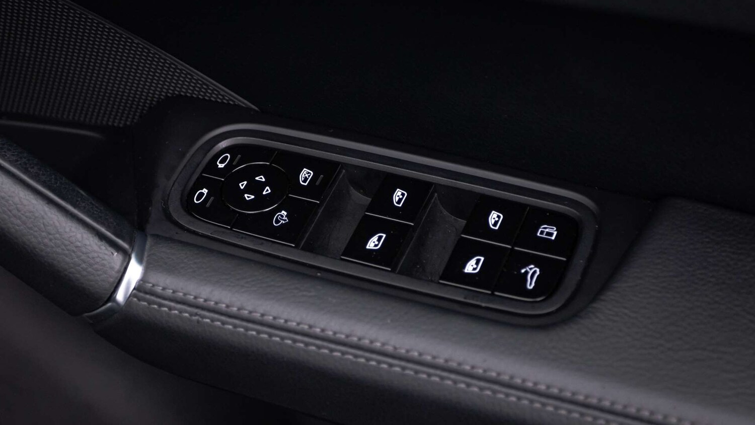 Used Porsche Cayenne for sale - 77661112: Photo 19