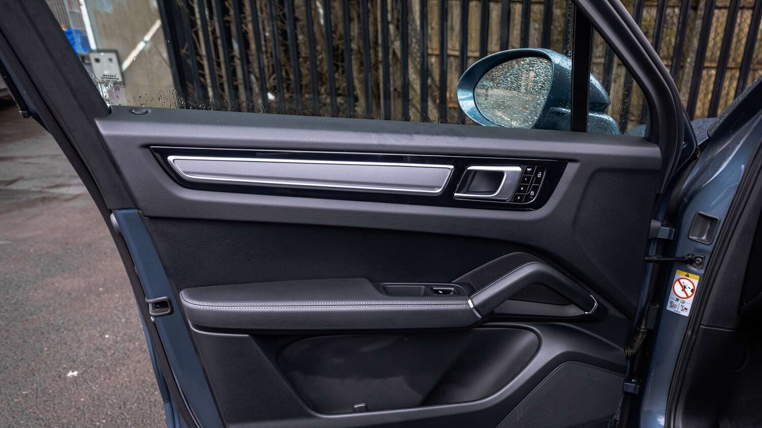 Used Porsche Cayenne for sale - 77661112: Photo 23