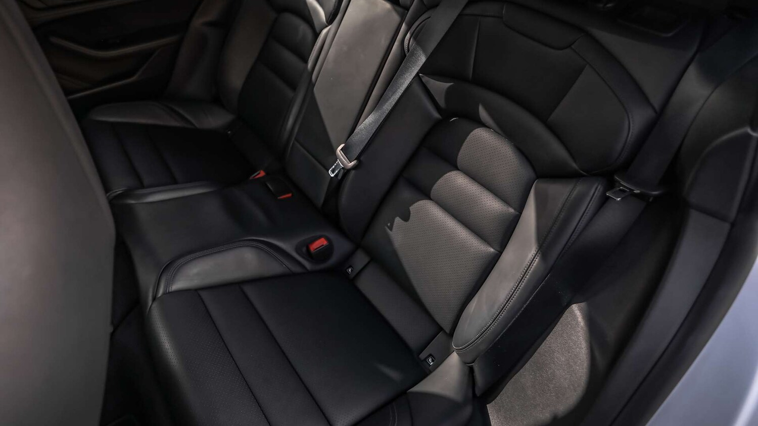 Used Porsche Taycan 2023 for sale - 76501886: Photo 12