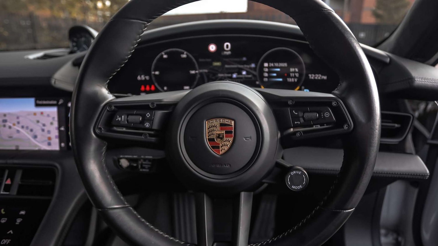 Used Porsche Taycan 2023 for sale - 76501886: Photo 14