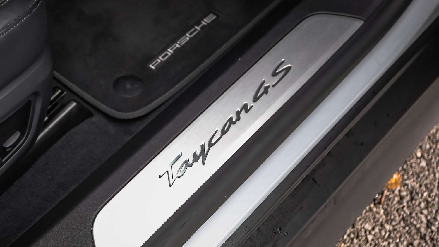 Used Porsche Taycan 2023 for sale - 76501886: Photo 29