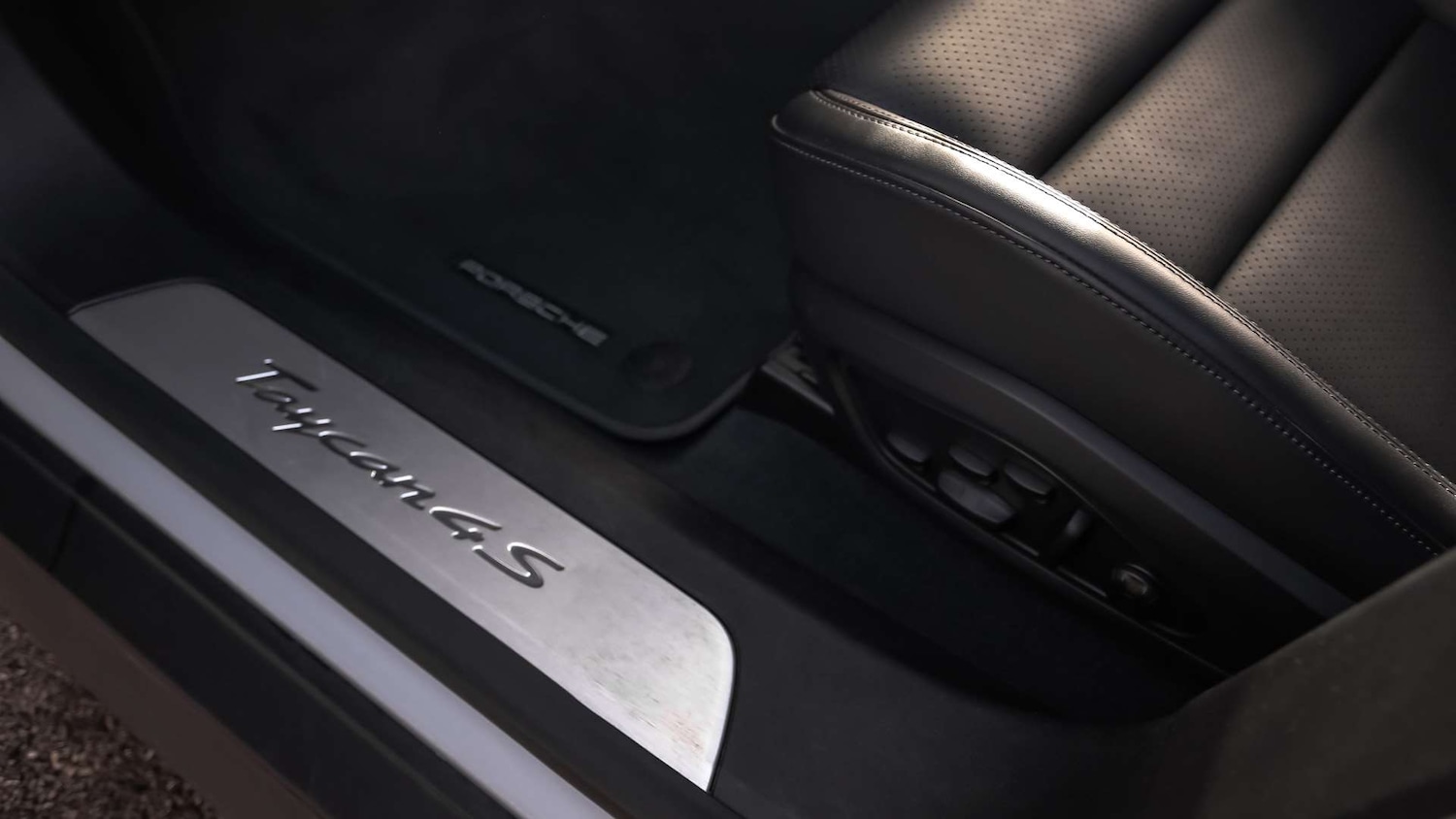 Used Porsche Taycan 2023 for sale - 76501886: Photo 30