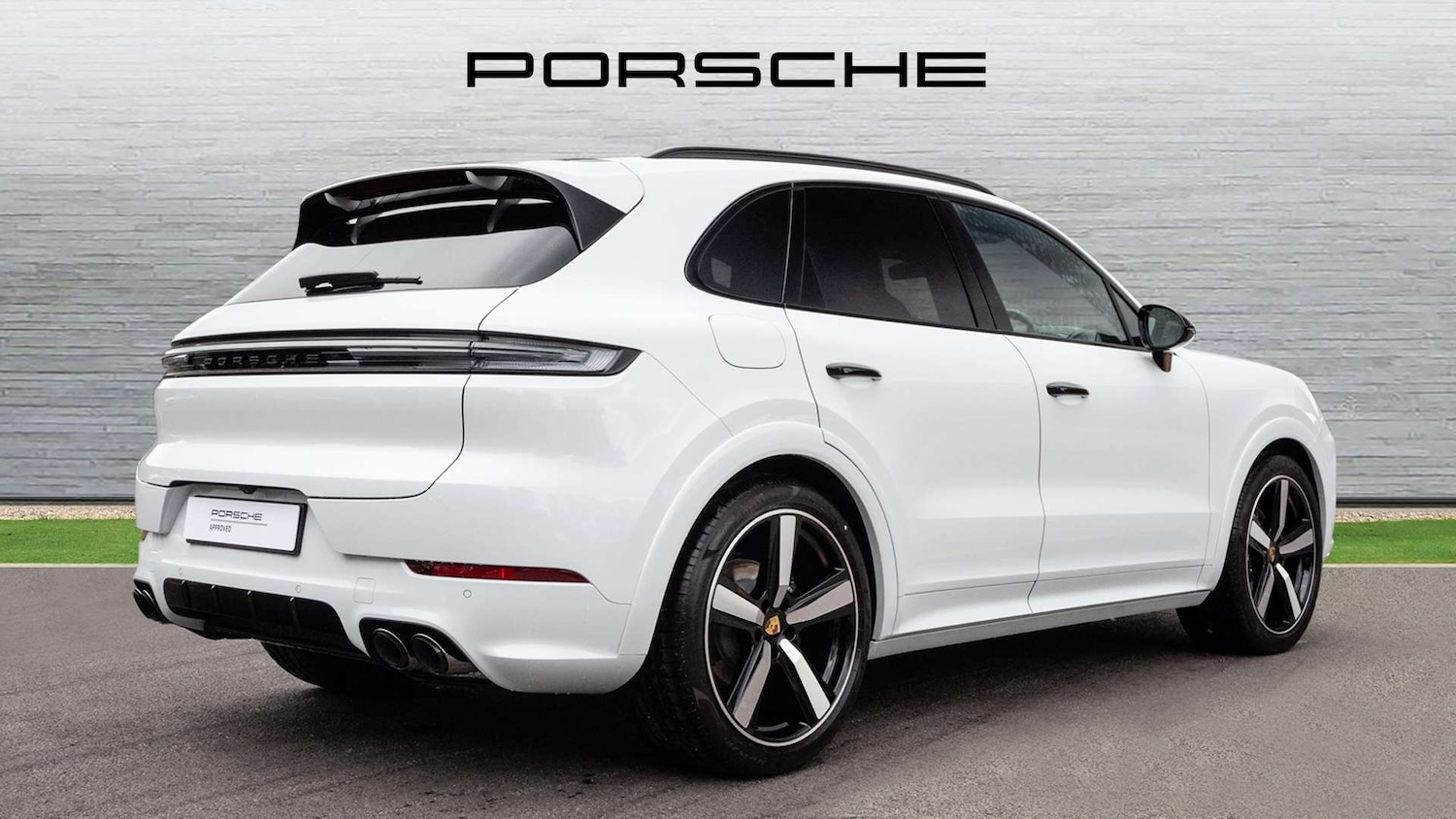 Used Porsche Cayenne 2024 for sale - 77373800: Photo 3