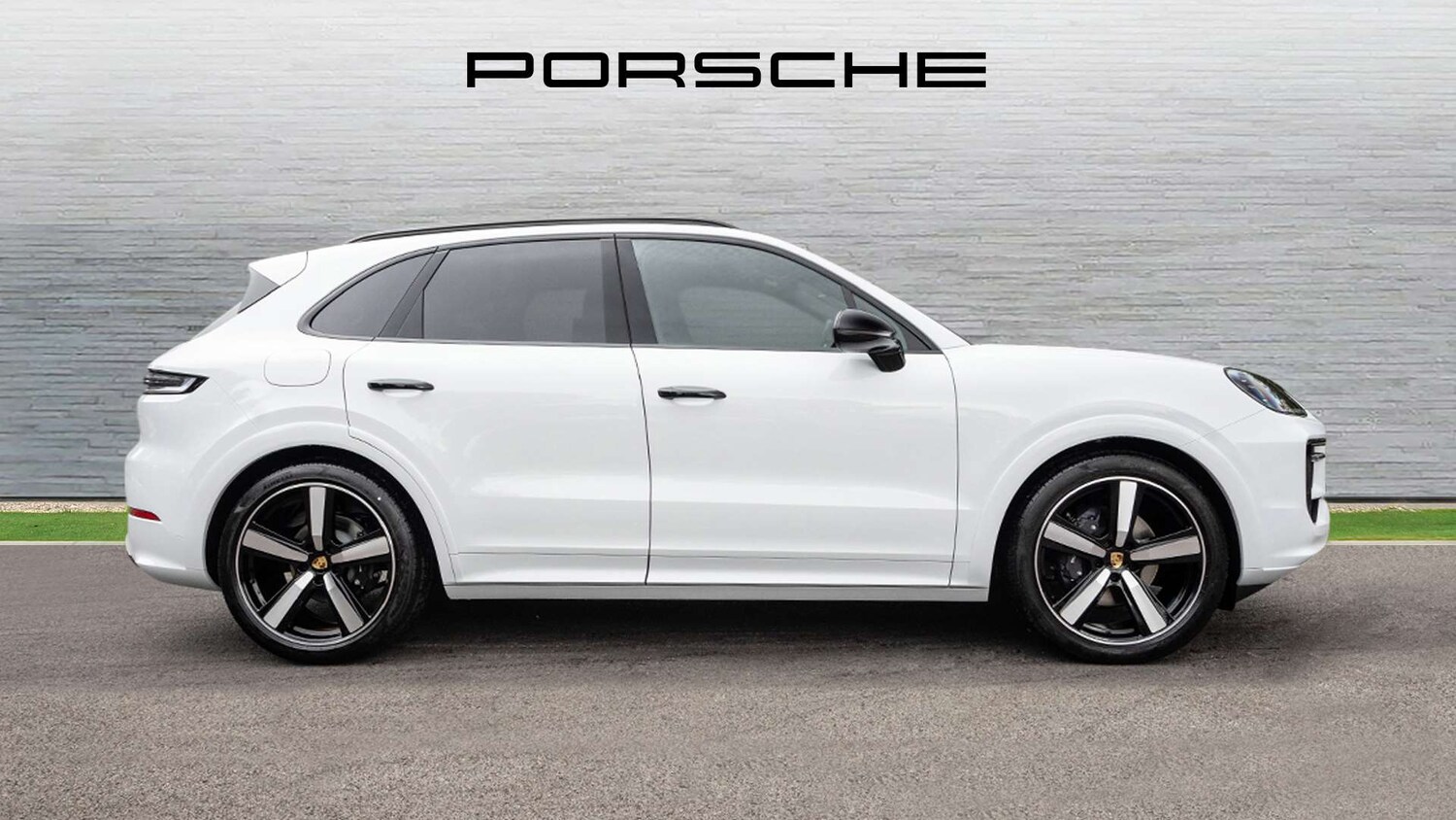 Used Porsche Cayenne 2024 for sale - 77373800: Photo 7