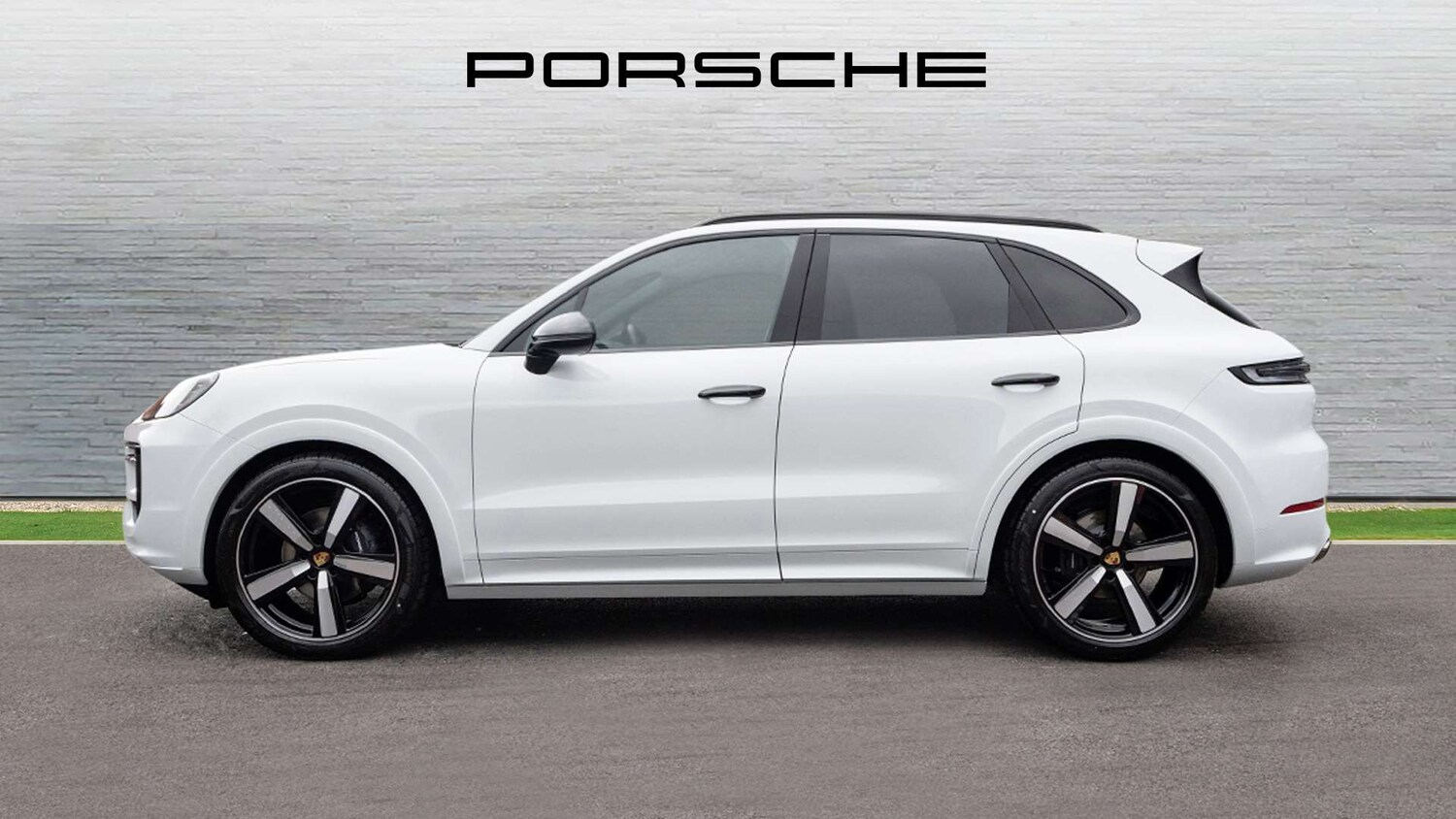 Used Porsche Cayenne 2024 for sale - 77373800: Photo 8