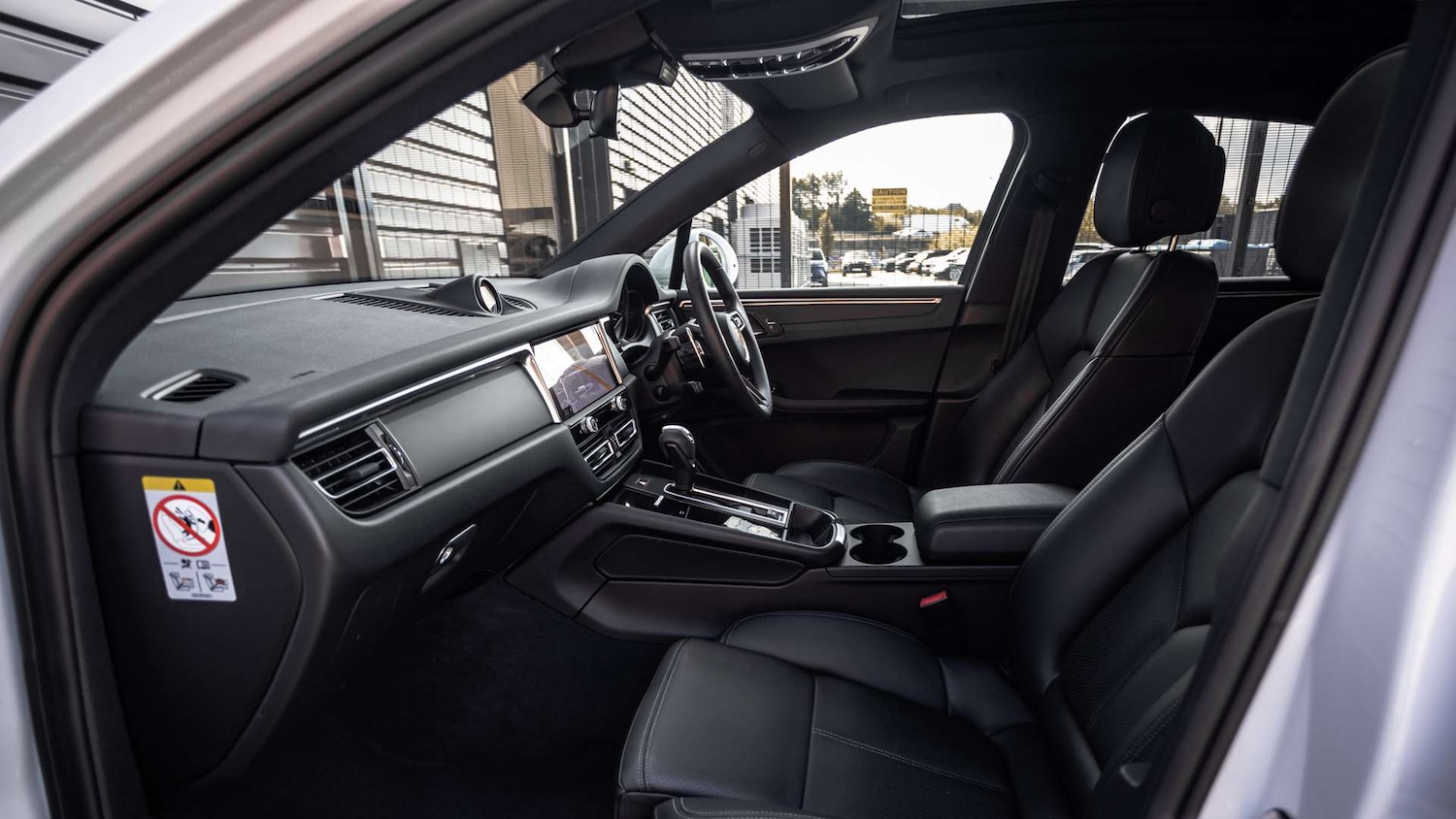 Used Porsche Macan 2024 for sale - 76774170: Photo 13