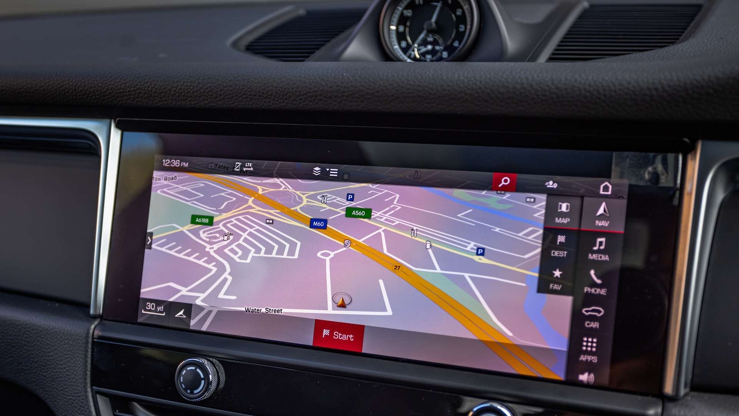 Used Porsche Macan 2024 for sale - 76774170: Photo 17