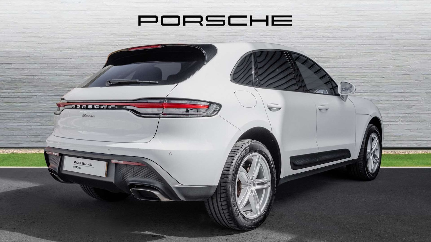 Used Porsche Macan 2024 for sale - 76774170: Photo 3