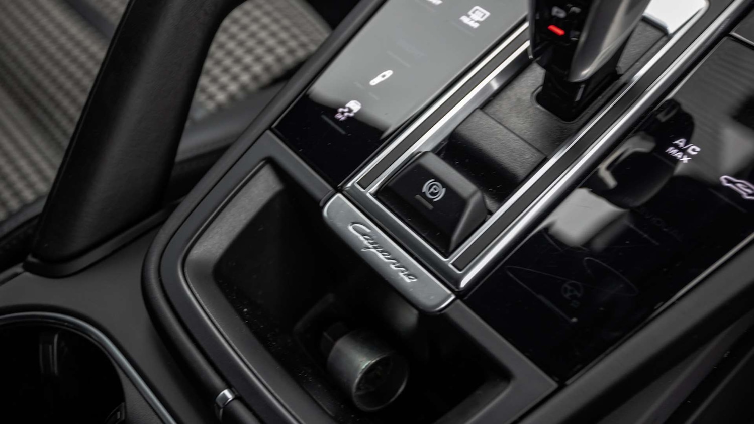 Used Porsche Cayenne 2023 for sale - 76362680: Photo 30