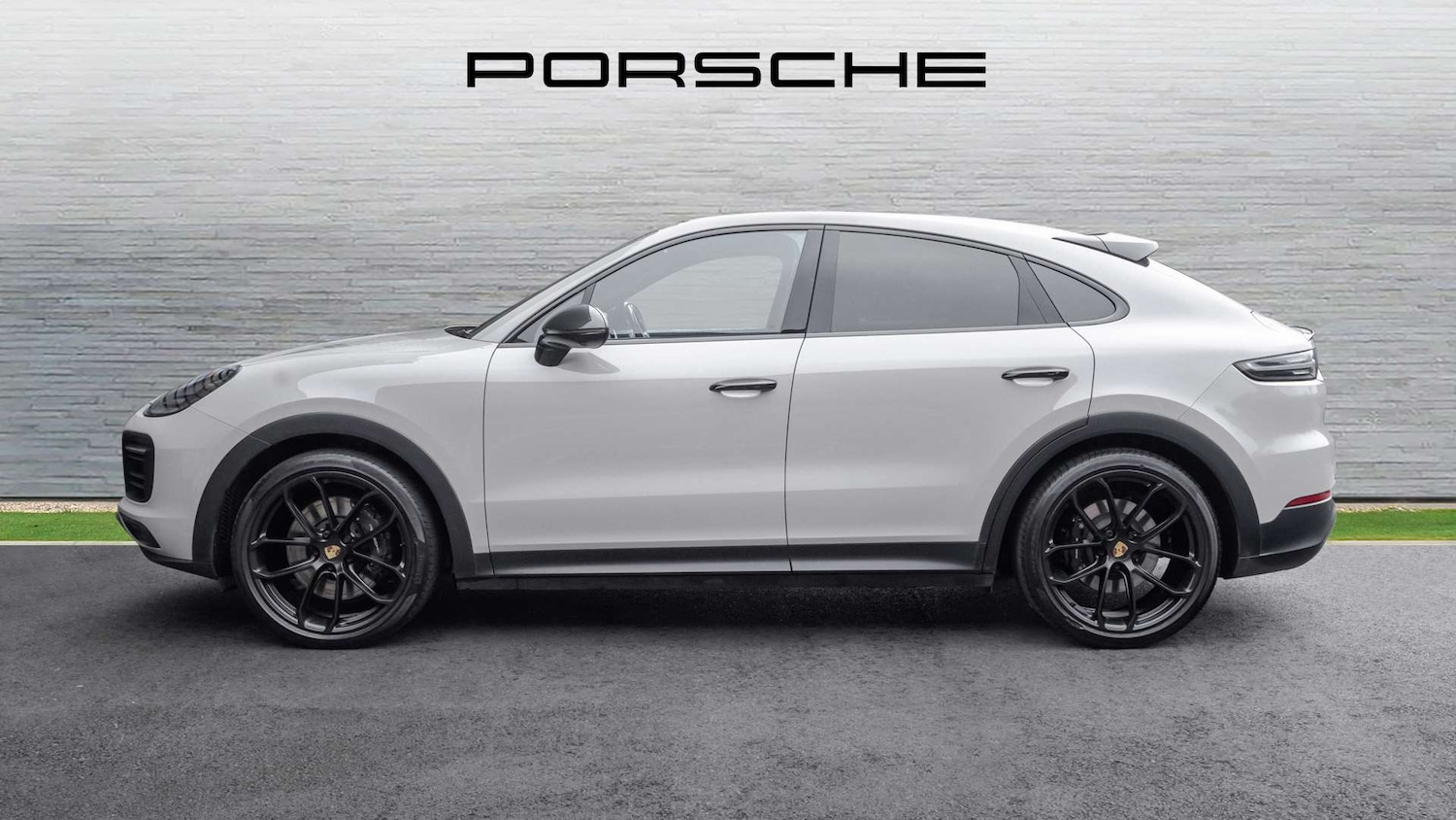 Used Porsche Cayenne 2023 for sale - 76362680: Photo 8