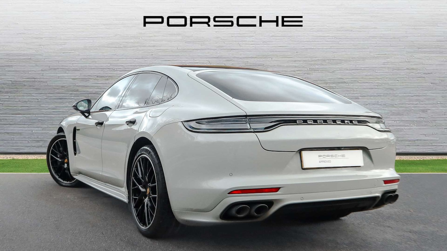 Used Porsche Panamera 2023 for sale - 76501752: Photo 4