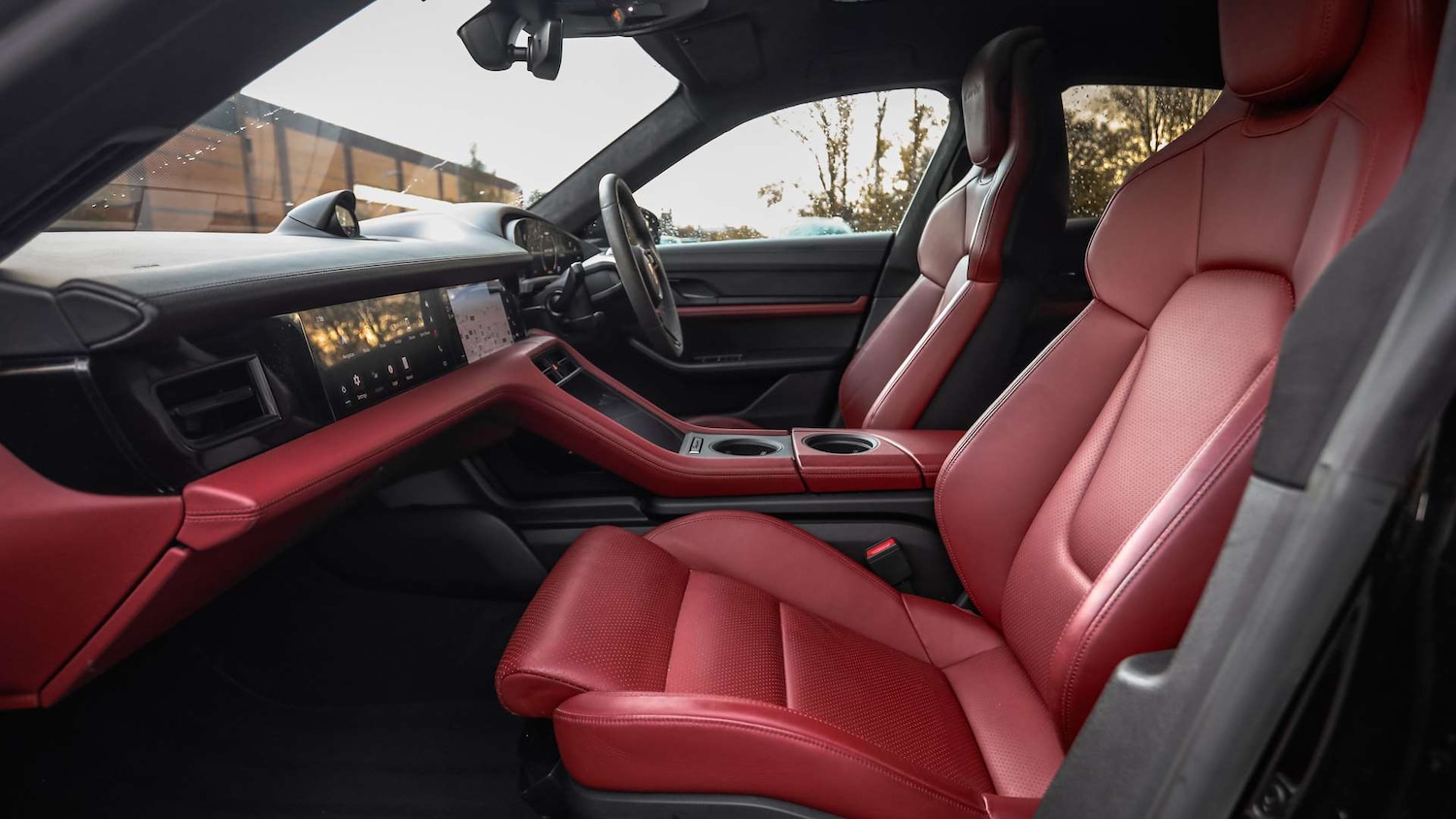 Used Porsche Taycan 2022 for sale - 76501853: Photo 13