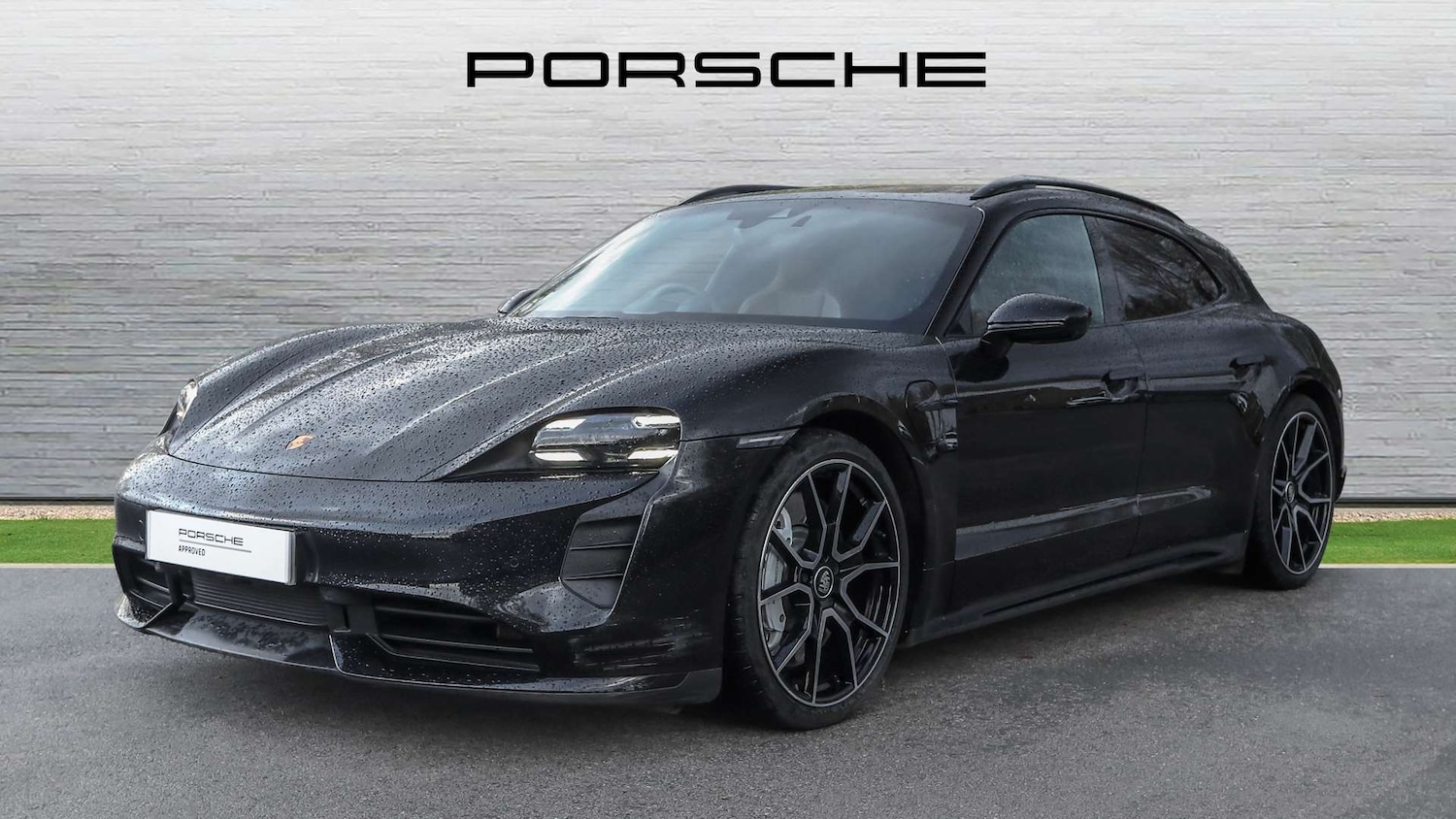 Used Porsche Taycan 2022 for sale - 76501853: Photo 2