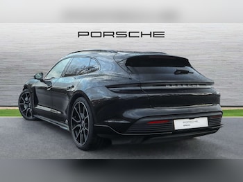 Used Porsche Taycan 2022 for sale - 76501853: Photo