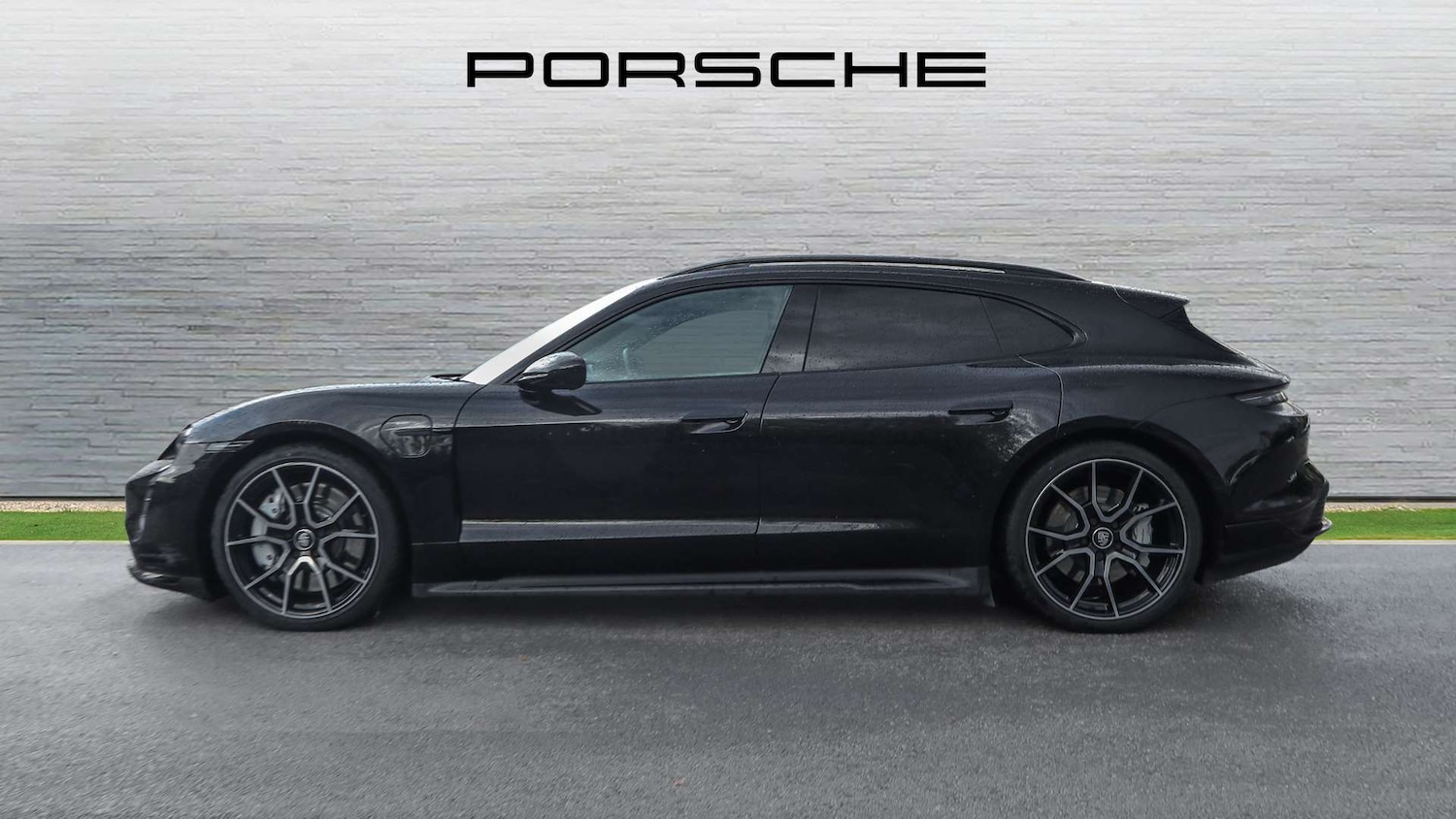 Used Porsche Taycan 2022 for sale - 76501853: Photo 8