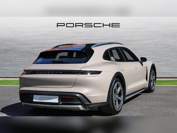 Used Porsche Taycan 2021 for sale - 78433078: Photo