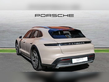 Used Porsche Taycan 2021 for sale - 78433078: Photo