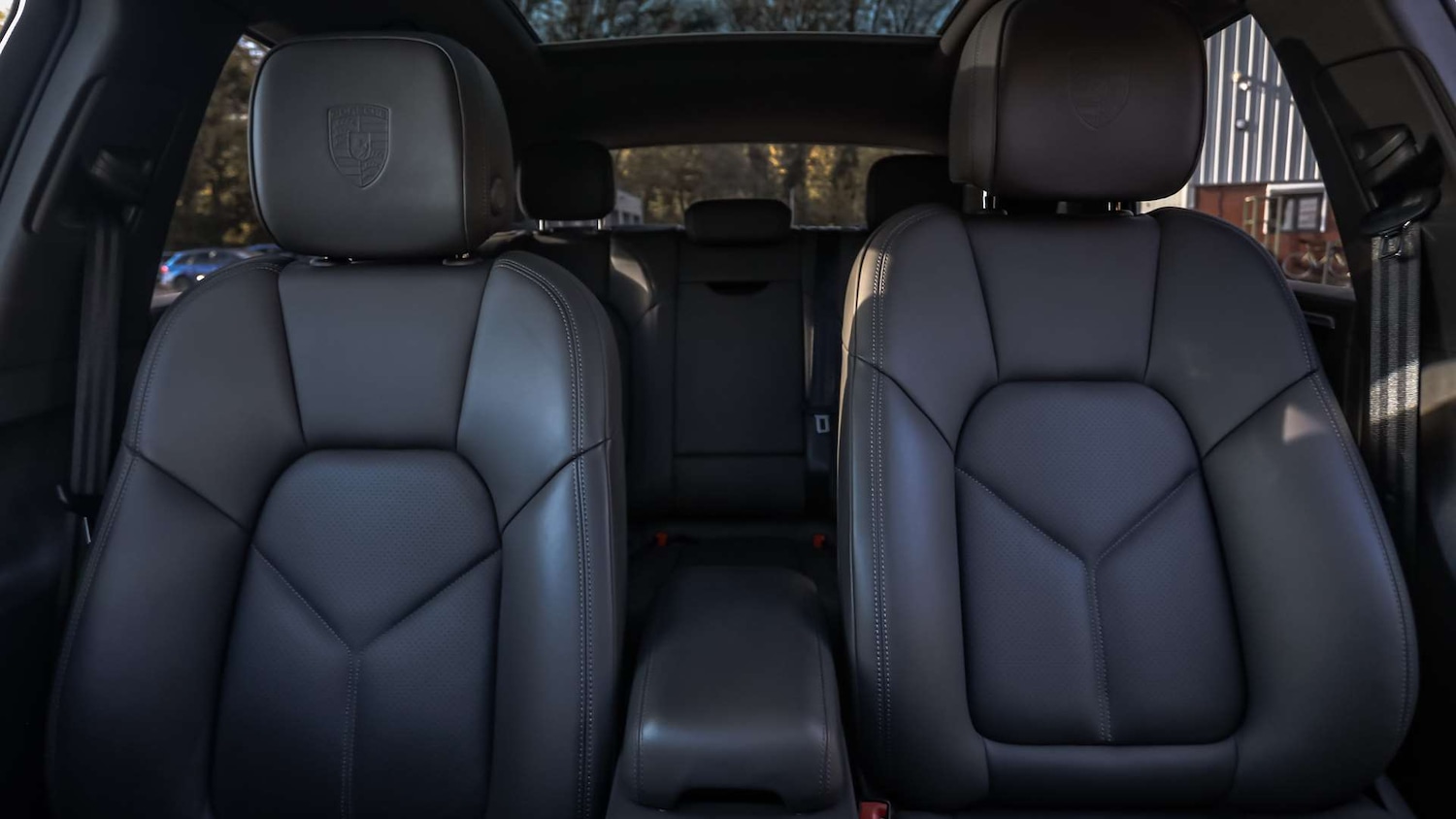 Used Porsche Macan 2021 for sale - 76435610: Photo 16