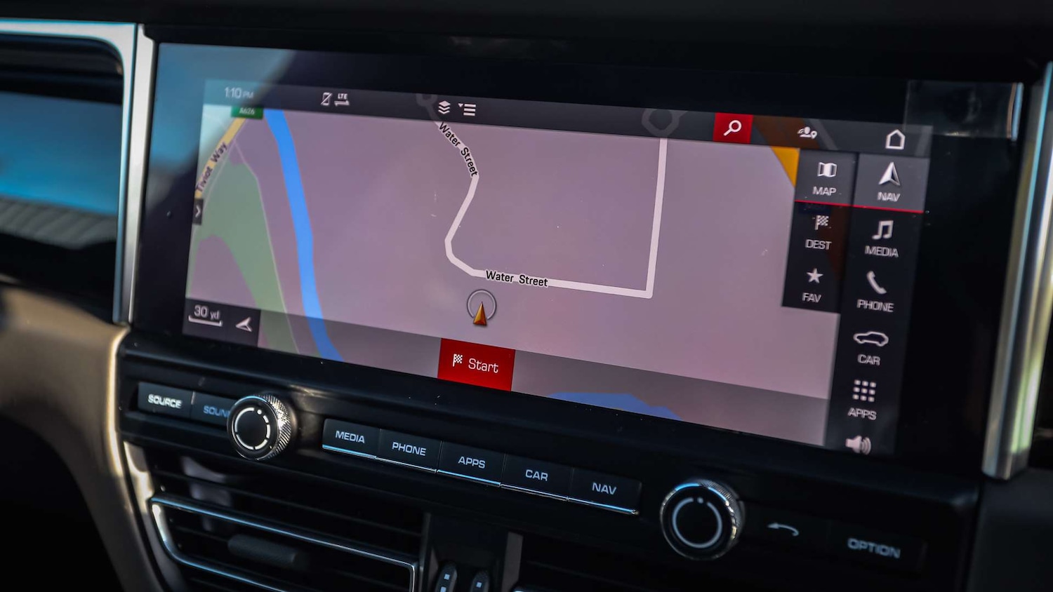 Used Porsche Macan 2021 for sale - 76435610: Photo 19