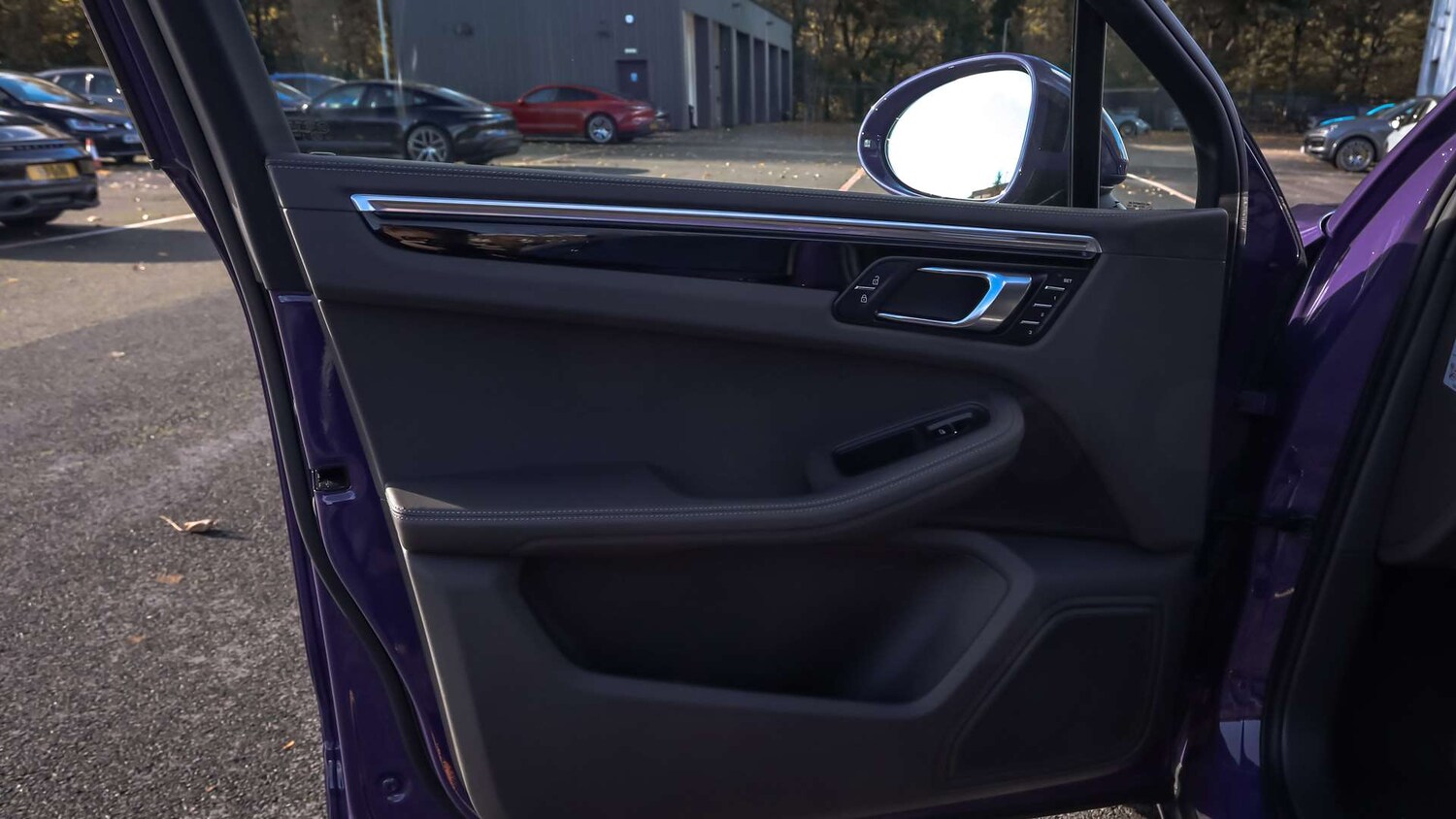 Used Porsche Macan 2021 for sale - 76435610: Photo 27